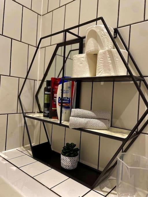 Cityzenretreat - Mezzanine Apartment Sleeps 4 Sheffield City Centre Kültér fotó