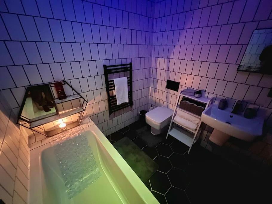 Cityzenretreat - Mezzanine Apartment Sleeps 4 Sheffield City Centre Kültér fotó